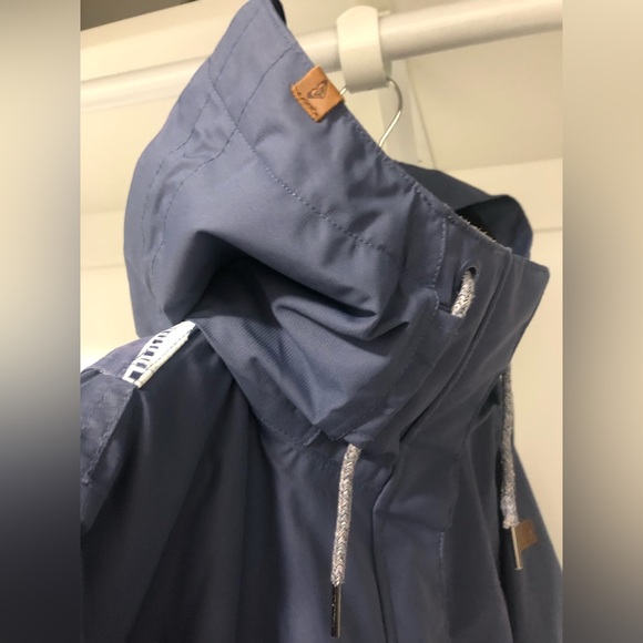 Roxy Snow Jacket - Picture 4 of 6